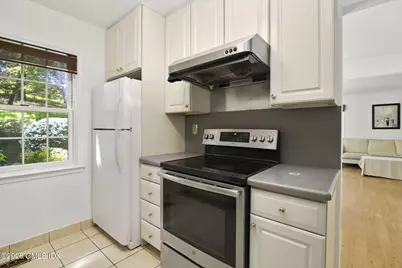 60 Greenwich Hills Drive #60, Greenwich, CT 06831 - Photo 6
