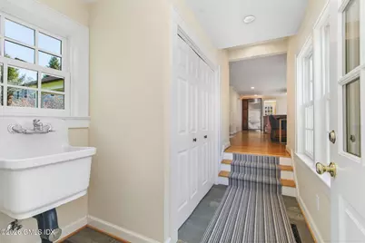 93 Summit Road, Greenwich, CT 06878 - Photo 12