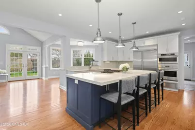 27 Macarthur Drive, Old Greenwich, CT 06870 - Photo 14