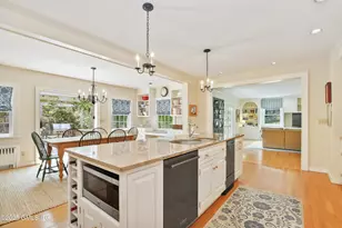 19 Sky Meadow Dr, Stamford, CT 06903 - Photo 8