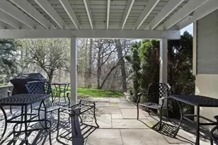 99 Greenwich Hills Dr, Greenwich, CT 06831 - Photo 18