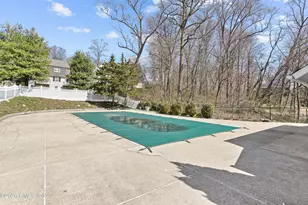99 Greenwich Hills Dr, Greenwich, CT 06831 - Photo 22