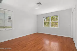21 W Division St, Greenwich, CT 06830 - Photo 24