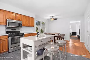 21 W Division St, Greenwich, CT 06830 - Photo 14