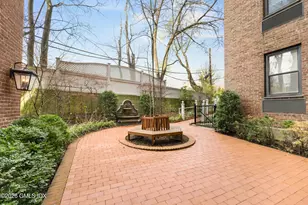 25 W Elm St, Greenwich, CT 06830 - Photo 14