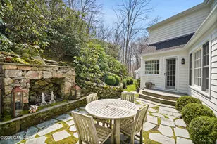1102 Rock Rimmon Rd, Stamford, CT 06903 - Photo 8