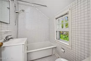 14 Upland Dr, Greenwich, CT 06831 - Photo 44