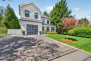 22 Wescott St, Greenwich, CT 06878 - Photo 2