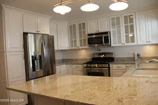 75 Strickland Rd, Greenwich, CT 06807 - Photo 14