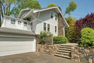 17 Ballwood Rd, Old Greenwich, CT 06870 - Photo 32