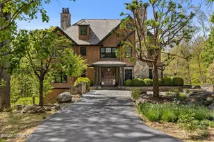 59 Cat Rock Rd, Greenwich, CT 06807 - Photo 2