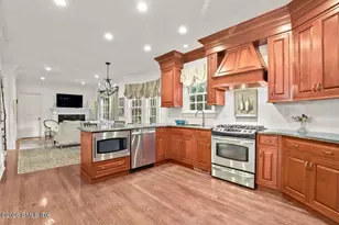 44 Riverside Ln, Greenwich, CT 06878 - Photo 16