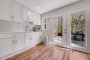 46 Stag Ln, Greenwich, CT 06831 - Photo 18
