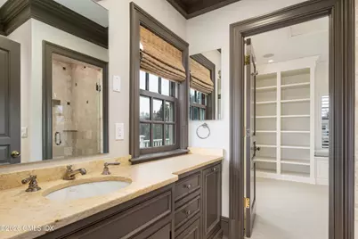 215 Milbank Avenue #E, Greenwich, CT 06830 - Photo 18