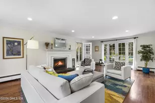 2 Daffodil Ln, Greenwich, CT 06807 - Photo 4