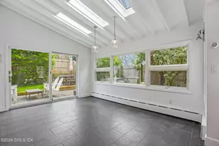 8 Potter Dr, Old Greenwich, CT 06870 - Photo 6