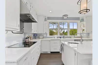 41 Grove Street, Greenwich, CT 06807 - Photo 4