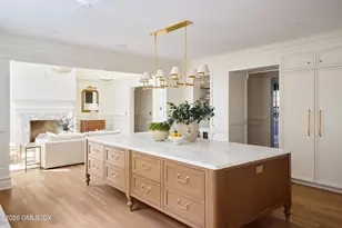 20 Sherwood Farm Ln, Greenwich, CT 06831 - Photo 8