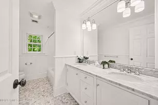 49 Willow Rd, Greenwich, CT 06878 - Photo 20
