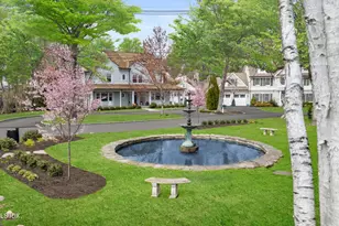 49 Willow Rd, Greenwich, CT 06878 - Photo 2