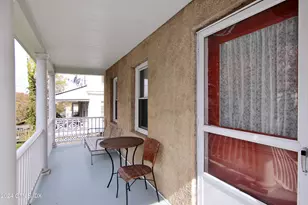 25 Division Street Wes, Greenwich, CT 06830 - Photo 4