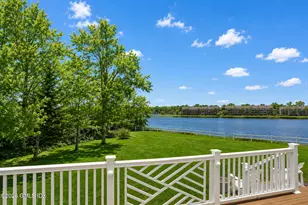 30 Bayside Terrace, Greenwich, CT 06878 - Photo 4