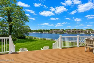 30 Bayside Terrace, Greenwich, CT 06878 - Photo 2
