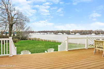 30 Bayside Terrace, Greenwich, CT 06878 - Photo 2