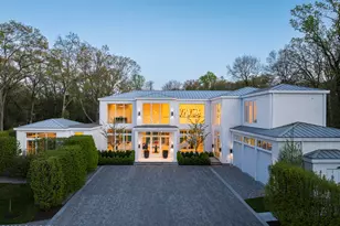 8 Fox Run Ln, Greenwich, CT 06831 - Photo 1