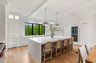 7 Parsonage Rd, Greenwich, CT 06830 - Photo 10
