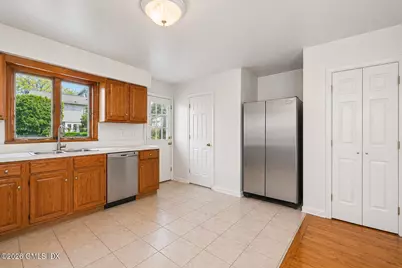 21 W Division Street #A, Greenwich, CT 06830 - Photo 6
