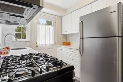 289 Bridge Street #289, Stamford, CT 06905 - Photo 10