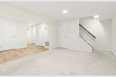 289 Bridge Street #289, Stamford, CT 06905 - Photo 18