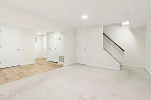 289 Bridge St, Stamford, CT 06905 - Photo 18