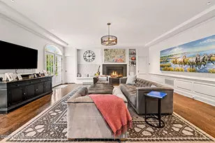 23 Wyckham Hill Ln, Greenwich, CT 06831 - Photo 14