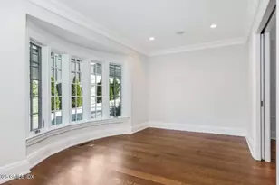 151 Milbank Ave, Greenwich, CT 06830 - Photo 4