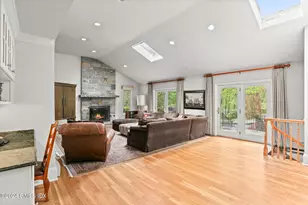 376 Westover Rd, Stamford, CT 06902 - Photo 14