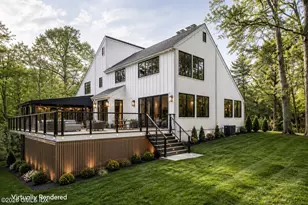 42 Stone Brook Ln, Greenwich, CT 06807 - Photo 4