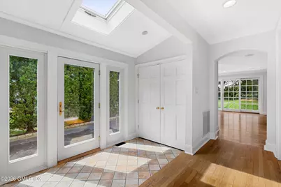 71 S Park Avenue, Old Greenwich, CT 06870 - Photo 10