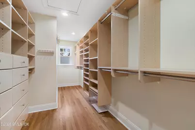 71 S Park Avenue, Old Greenwich, CT 06870 - Photo 16