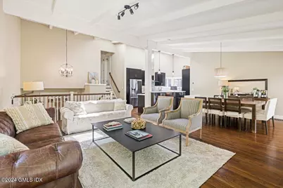 70 Gregory Road, Greenwich, CT 06807 - Photo 4