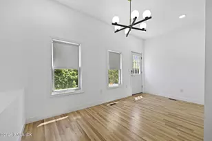 300 Bruce Park Ave, Greenwich, CT 06830 - Photo 22