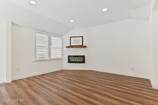 300 Bruce Park Ave, Greenwich, CT 06830 - Photo 6