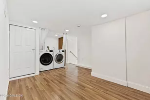 300 Bruce Park Ave, Greenwich, CT 06830 - Photo 18