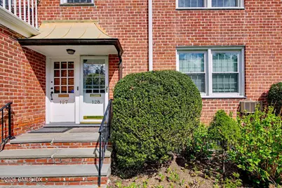 128 Putnam Park #128, Greenwich, CT 06830 - Photo 2