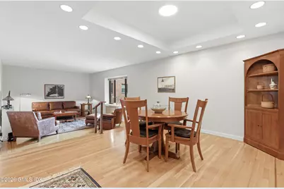40 W Elm Street #2M, Greenwich, CT 06830 - Photo 6