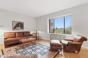 40 W Elm St, Greenwich, CT 06830 - Photo 8