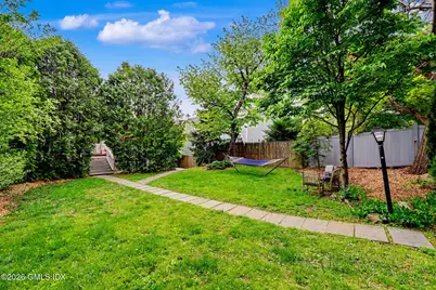 32 Chapel Street #1, Greenwich, CT 06831 - Photo 16