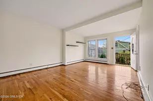 32 Chapel St, Greenwich, CT 06831 - Photo 2