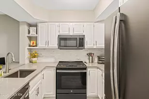 351 Pemberwick Rd, Greenwich, CT 06831 - Photo 4